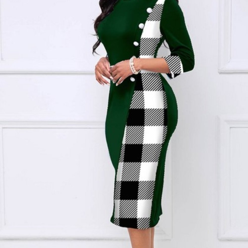 Decorative Button Round Neck Checkered Dress Larg… - image 2